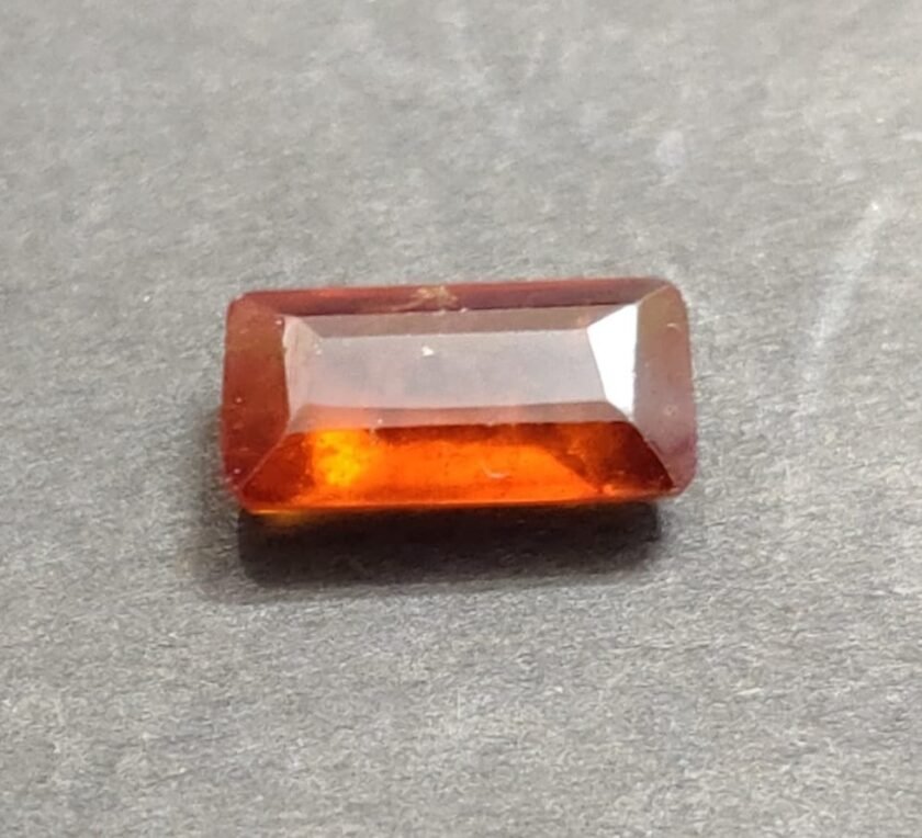 Certified Gomed Stone (गोमेद रत्न) | Weight 2 carat