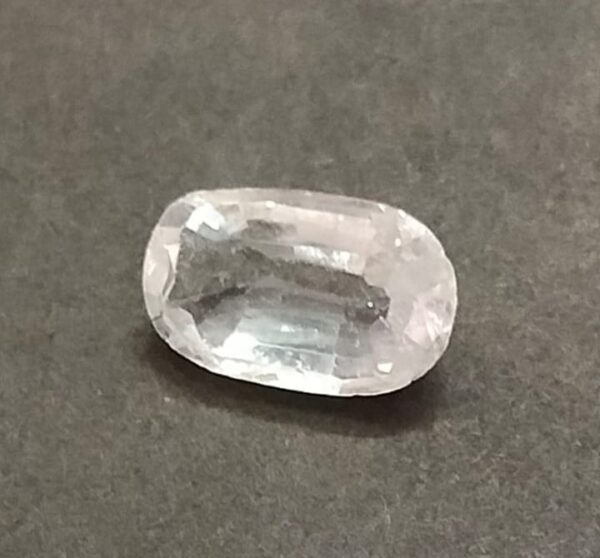 Certified Natural Topaz Stone (टोपाज़ स्टोन) | Weight- 3.40 carat