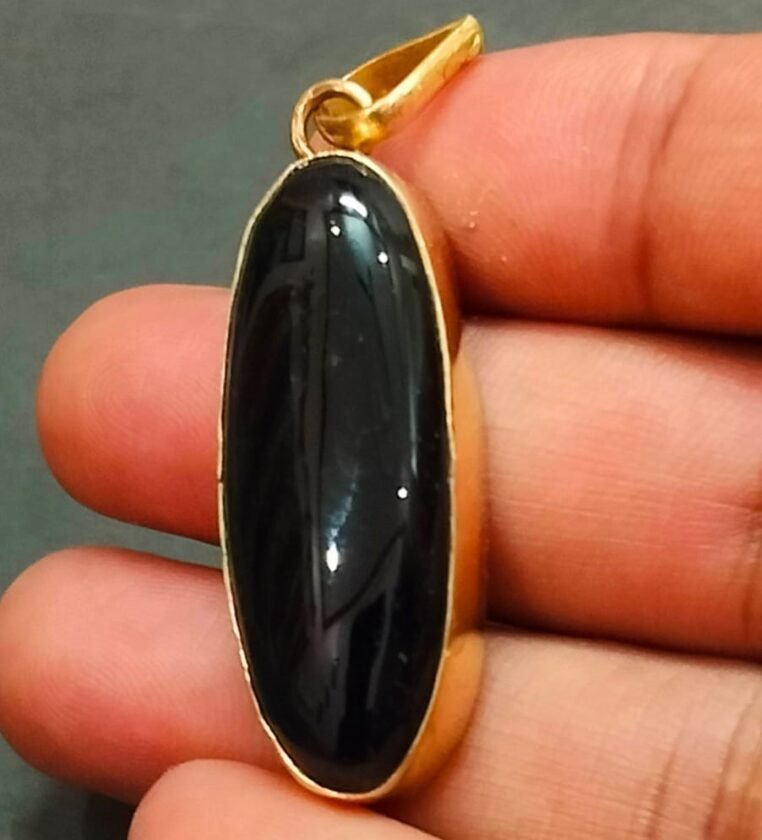 High Quality Panchdhatu Big Size Hakik Stone Locket(पंचधातु हकीक स्टोन लॉकेट), Size 10.90 g