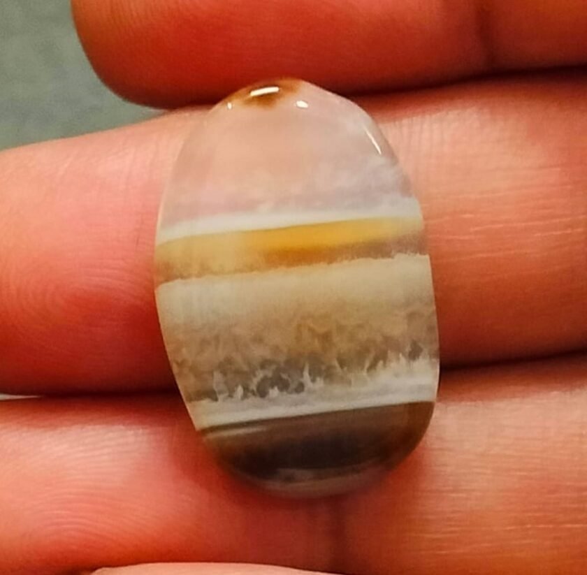 Sulemani Hakik Stone(सुलेमानी हकीक स्टोन) , Weight- 20.10 carat