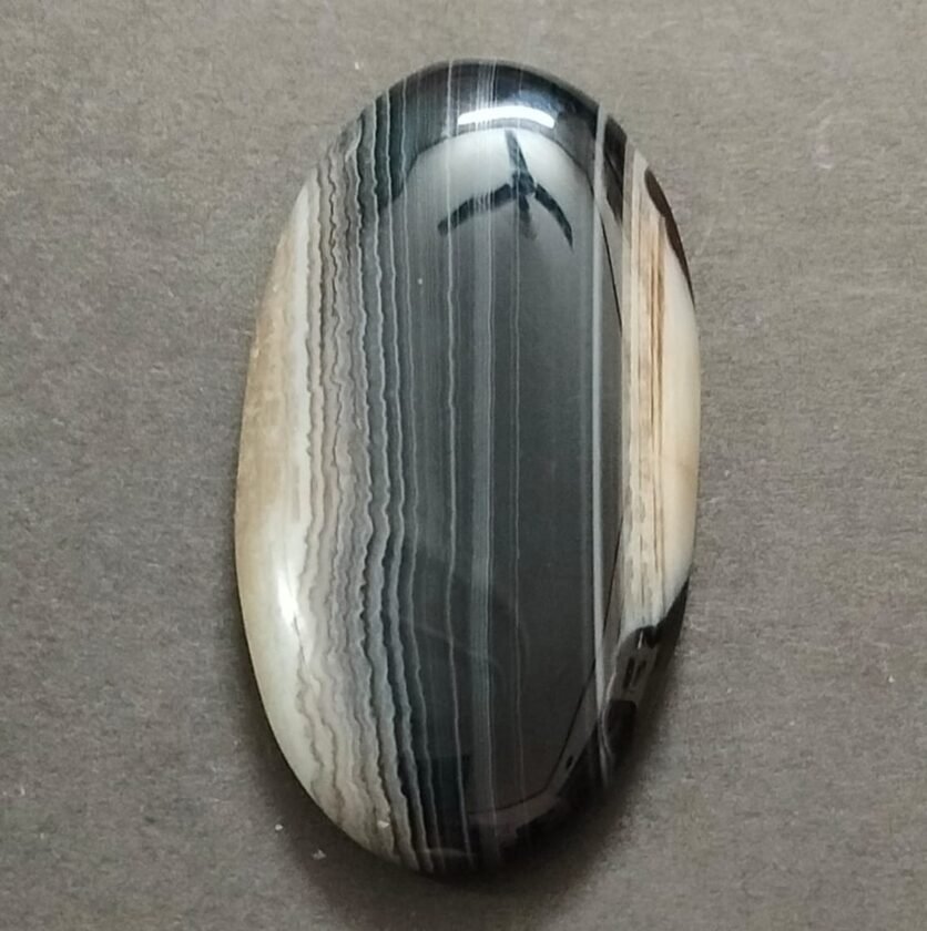 Big Size Sulemani Hakik Stone(सुलेमानी हकीक स्टोन) , Weight- 64.0 carat